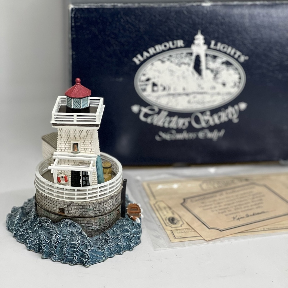 LIMITED EDITION💥NIB💥HARBOUR LIGHTS LIGHTHOUSE COLLECTORS SOCIETY  #533